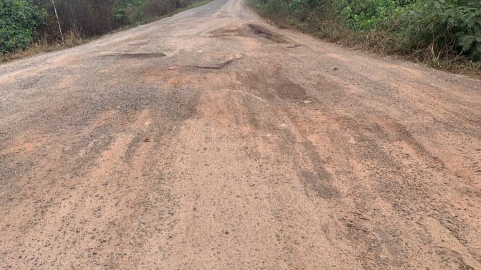 Réhabilitation de la route Sangmélima-Nkolotou’outou : l'entreprise appelée à se remobiliser sur le terrain