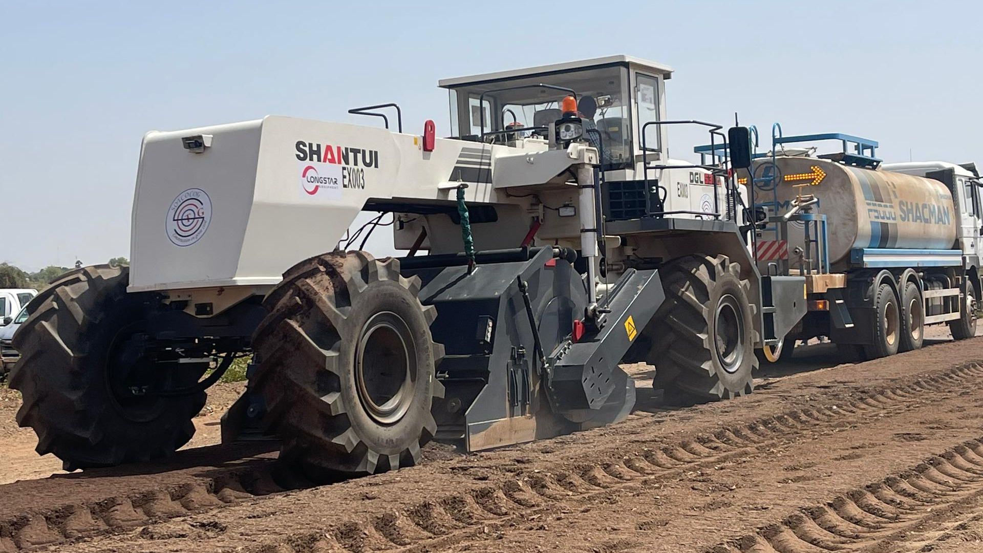 Le MINTP renforce la concertation entre les acteurs pour accélérer les travaux sur la route Maroua-Moutourwa